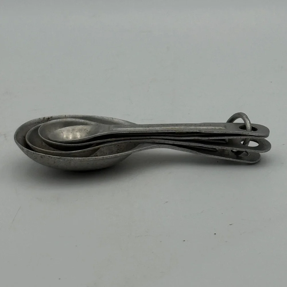 Vintage Aluminum Measuring Spoons Set 4 Piece Metal Nesting Kitchen Tools Silver